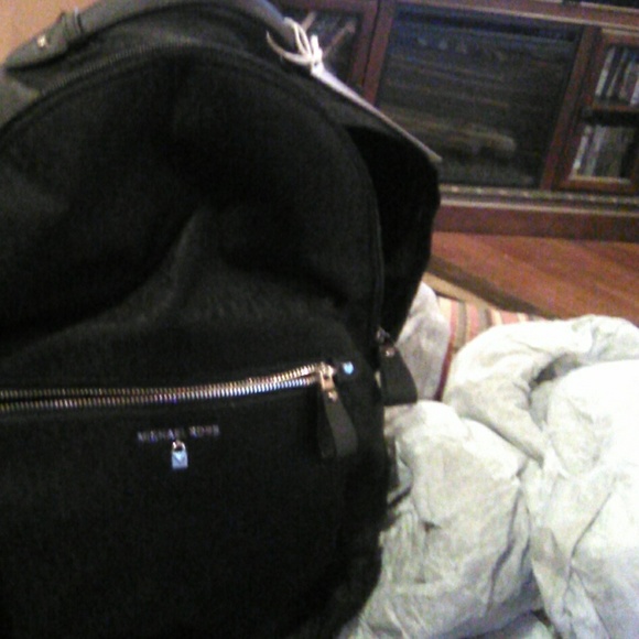 Backpack - Picture 7 of 8